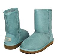    . (Ugg Kids' Classic Short Boot.)